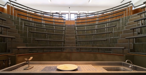 Bari, quel luogo in cui si assisteva alle autopsie: � l'anfiteatro anatomico del Policlinico